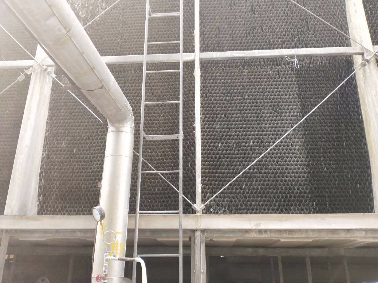 芜湖冷却塔维修，良研冷却塔维修，金日冷却塔维维修